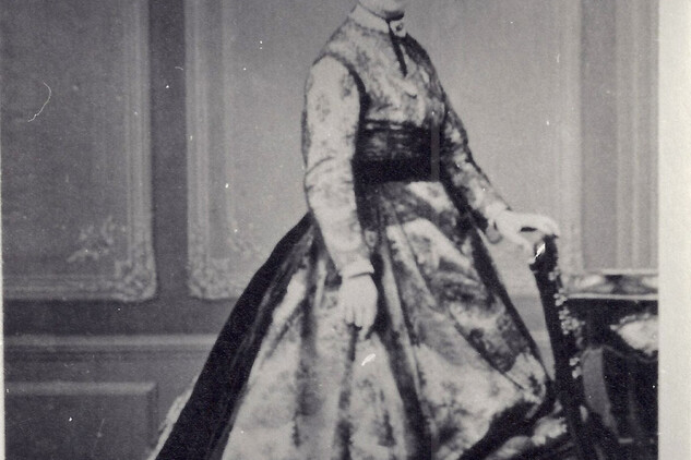 Obr. 2 Kněžna Paulina Metternichová. Mobiliární fond Plasy, inv. č. PY01763.